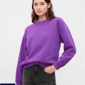 Gap Women's Purple Sweatshirt - Medium